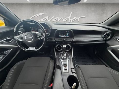Used 2018 Chevrolet Camaro LT image 20