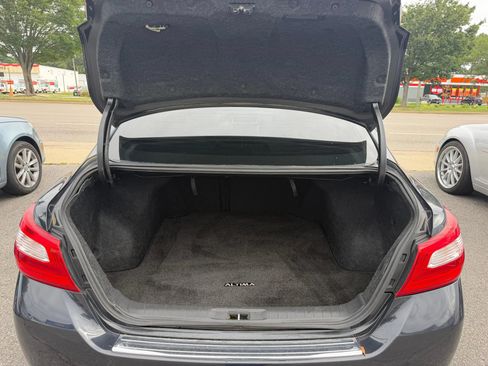 Used 2016 Nissan Altima 2.5 S w/ Power Driver Seat Package FWD image 14
