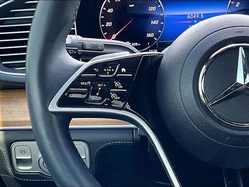 Used 2024 Mercedes-Benz GLE 350 4MATIC image 24