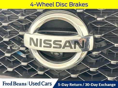 Used 2015 Nissan Pathfinder Platinum image 32