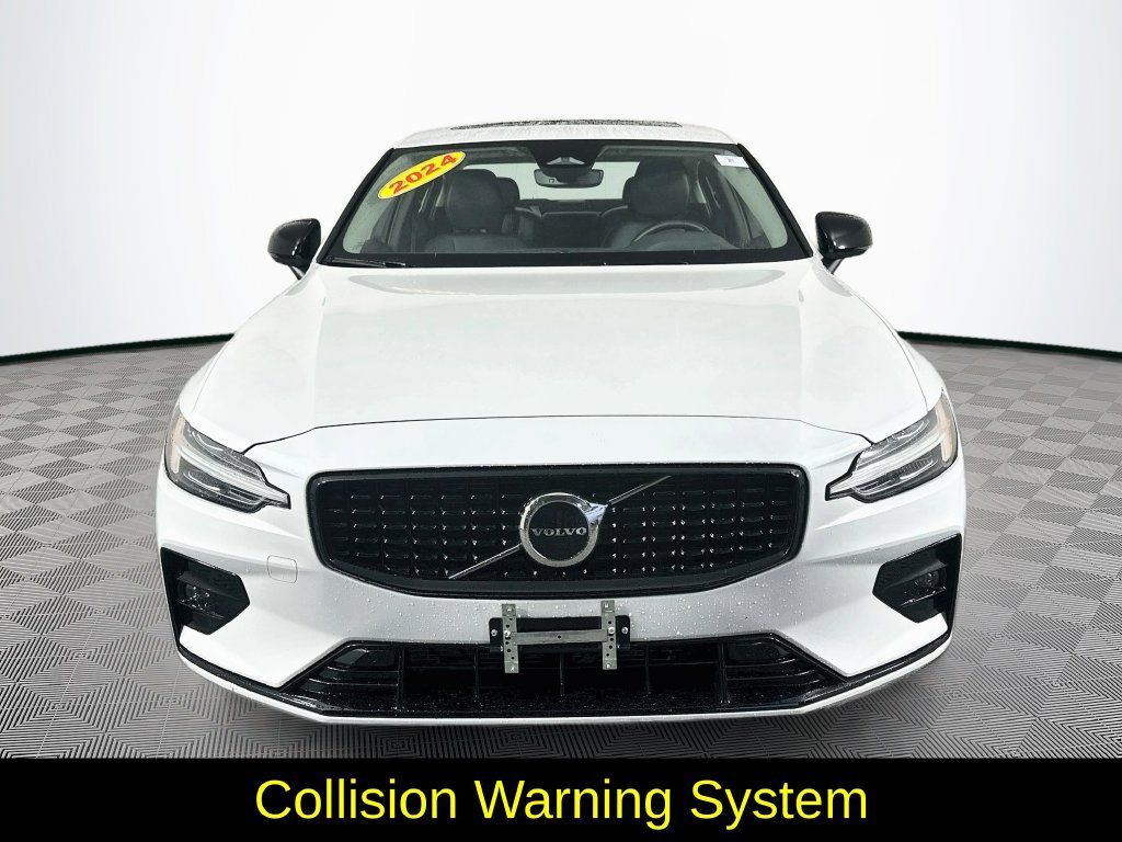 Used 2024 Volvo S60 B5 Core FWD image 4