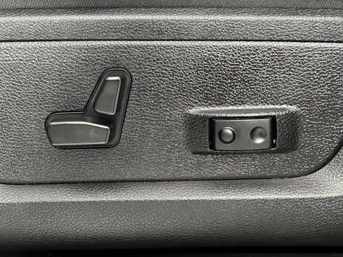 Used 2024 RAM 2500 Big Horn w/ Night Edition image 29