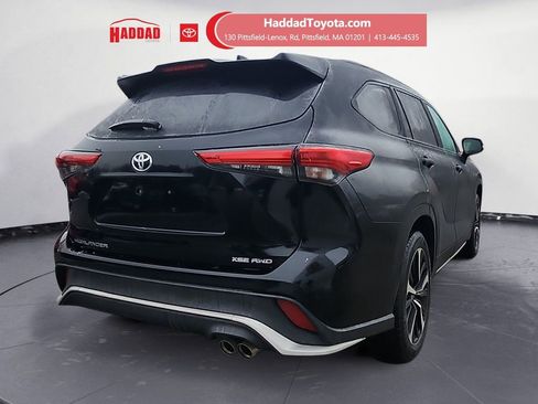 Used 2021 Toyota Highlander XSE image 5