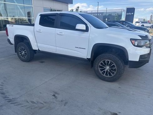 Used 2022 Chevrolet Colorado ZR2 AWD/4WD image 2