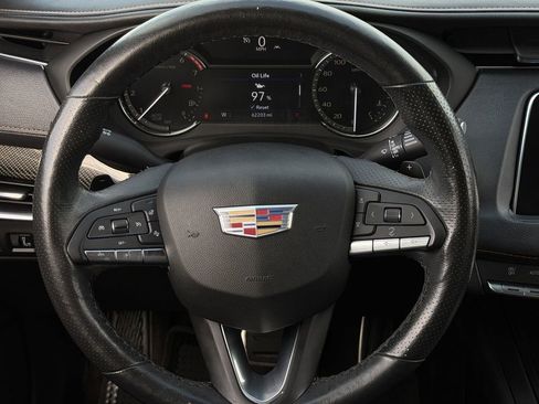 Used 2020 Cadillac XT4 Sport w/ Cold Weather Package FWD image 13