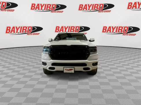 Used 2020 RAM 1500 4x4 Crew Cab image 4