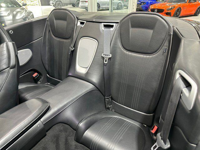 Used 2019 Aston Martin DB11 Volante RWD image 12