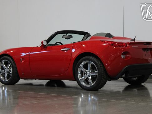 Used 2008 Pontiac Solstice GXP w/ Premium Package image 36