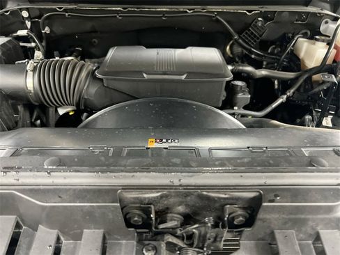 Used 2025 Chevrolet Silverado 2500 Custom w/ Custom Value Package image 24