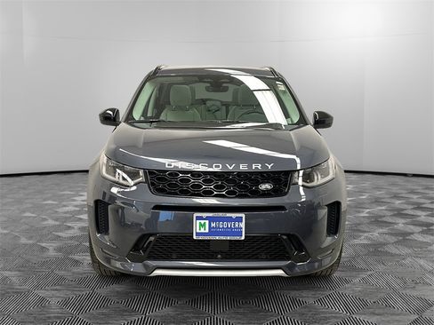 Used 2025 Land Rover Discovery Sport S image 8