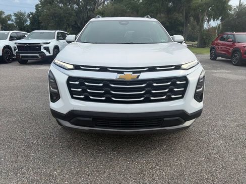 Used 2025 Chevrolet Equinox LT w/ Convenience Package II FWD image 2