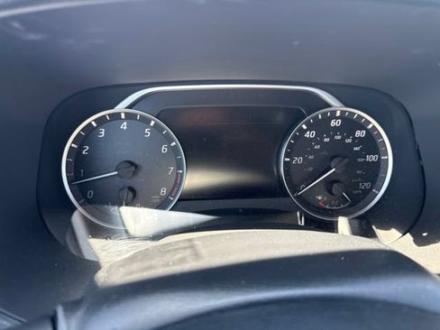 Used 2024 Nissan Frontier S w/ Technology Package RWD image 6