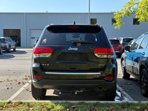 Used 2018 Jeep Grand Cherokee Limited AWD/4WD image 5