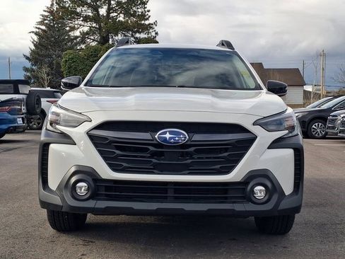 Certified 2025 Subaru Outback Premium w/ Popular Package #1A image 8