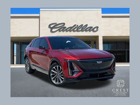 New 2025 Cadillac Lyriq Sport image 1