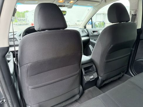 Used 2018 Subaru Outback 2.5i Premium AWD/4WD image 19