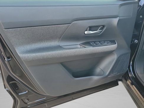 New 2026 Nissan Kicks SV w/ SV Premium Package image 16