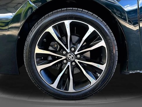 Used 2019 Toyota Corolla SE FWD image 29
