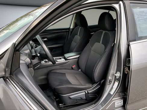 Used 2023 Nissan Sentra SV FWD image 21
