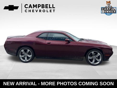 Used 2018 Dodge Challenger SXT w/ Super Sport Group (SS/T) RWD image 6