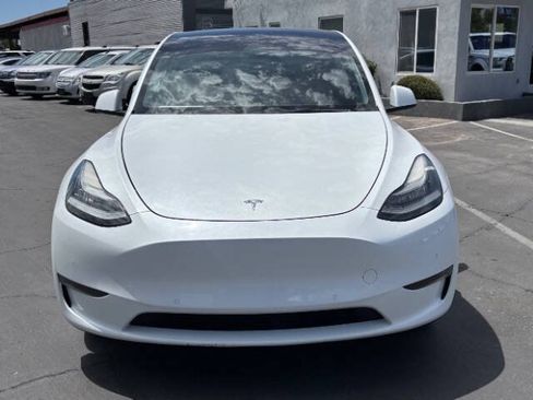 Used 2021 Tesla Model Y Long Range AWD/4WD image 8