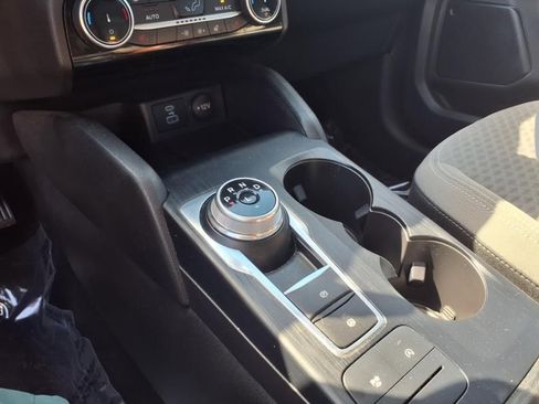 Used 2022 Ford Escape SE w/ Convenience Package image 10