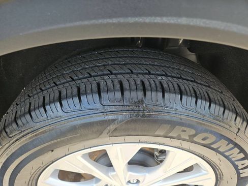 Used 2025 Ford Escape Active AWD/4WD image 23