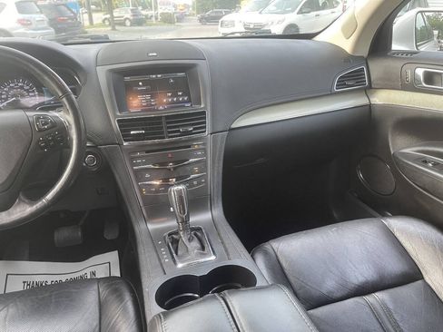 Used 2014 Lincoln MKT AWD w/ Equipment Group 201A image 18
