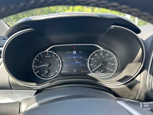 Used 2023 Nissan Maxima Platinum w/ Sport Mat Group FWD image 23