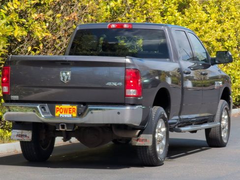 Used 2016 RAM 3500 Tradesman w/ Chrome Appearance Group AWD/4WD image 4