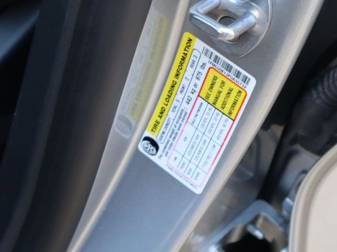 Used 2023 Ford Escape SE FWD image 29