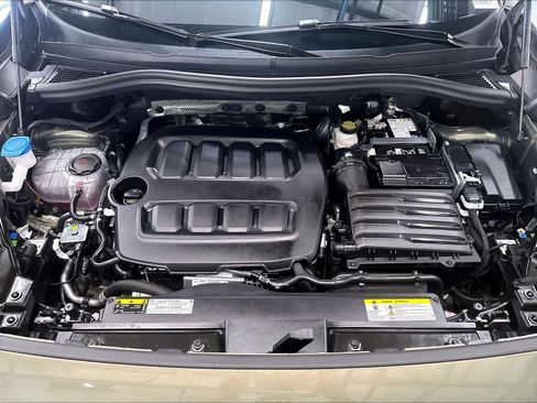 Used 2026 Volkswagen Tiguan SE R-Line AWD/4WD image 33