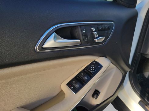 Certified 2018 Mercedes-Benz GLA 250 GLA 250 image 14