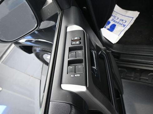 Used 2024 Toyota 4Runner SR5 image 11