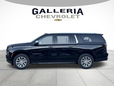 New 2026 Chevrolet Suburban Premier image 4