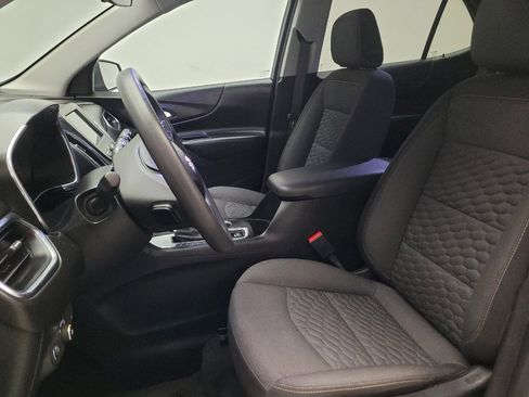 Used 2020 Chevrolet Equinox LT image 17