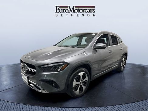Used 2025 Mercedes-Benz GLA 250 4MATIC image 1