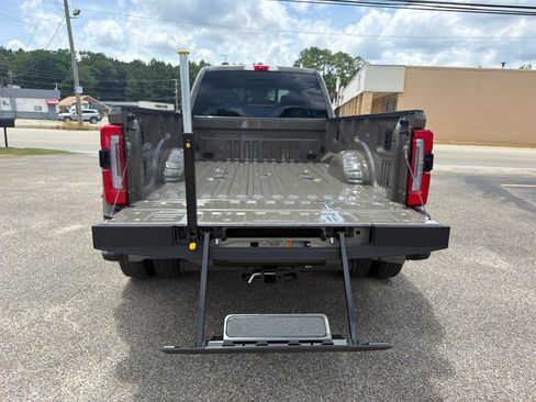 New 2026 Ford F450 Platinum w/ Platinum Plus Package AWD/4WD image 18