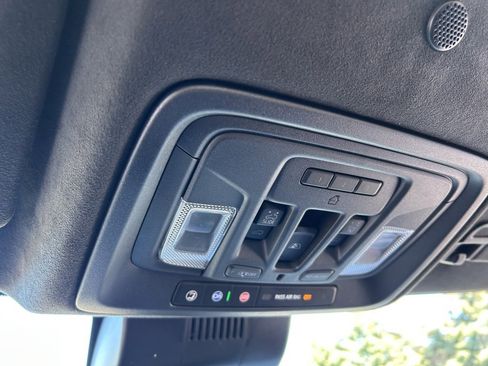 Used 2022 GMC Sierra 1500 AT4X image 62