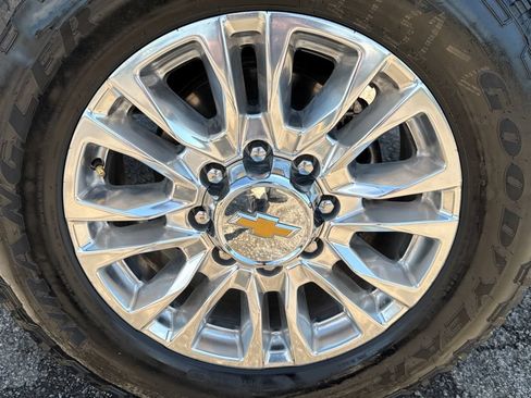 Used 2021 Chevrolet Silverado 3500 High Country w/ Z71 Off-Road Package AWD/4WD image 53