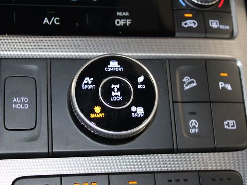 Used 2024 Hyundai Palisade Calligraphy image 48