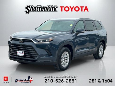 Used 2026 Toyota Grand Highlander XLE image 1