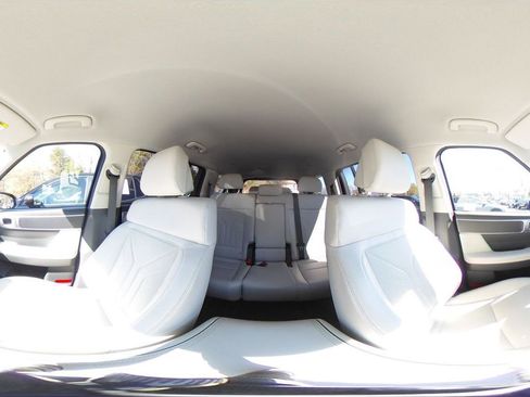 Used 2025 Hyundai Santa Fe SEL image 45