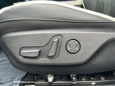 Used 2024 Kia EV6 GT-Line AWD/4WD image 16