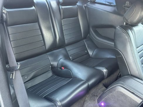 Used 2014 Ford Mustang GT Premium RWD image 19