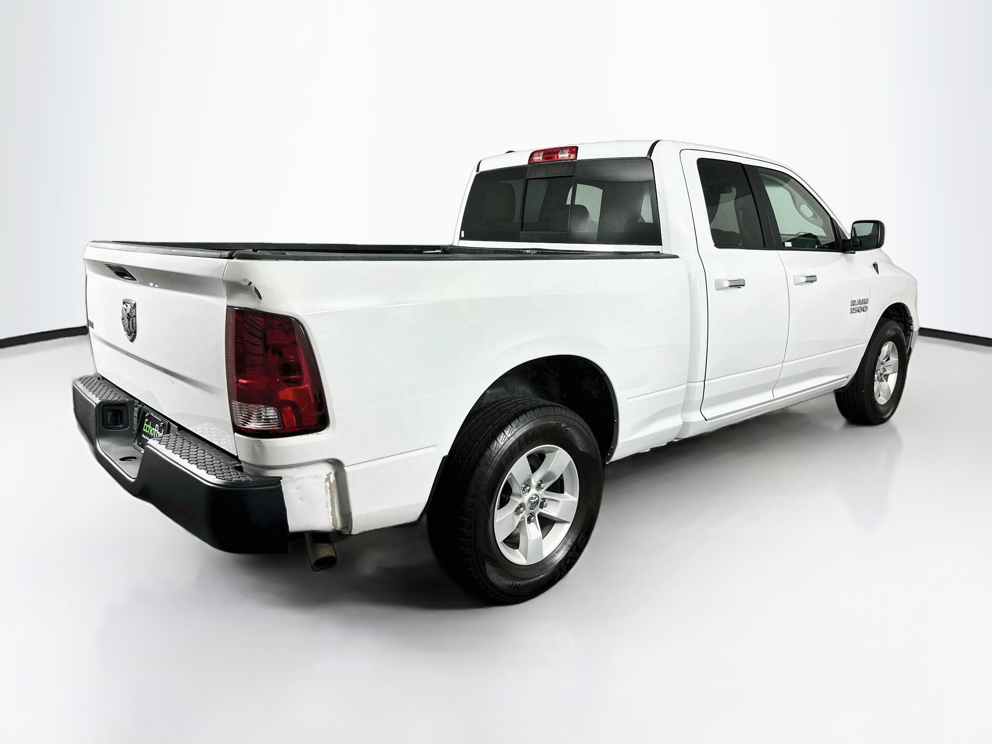 Used 2018 RAM 1500 Classic SLT RWD image 9