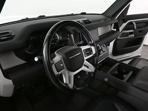 Used 2023 Land Rover Defender 110 X-Dynamic SE AWD/4WD image 6
