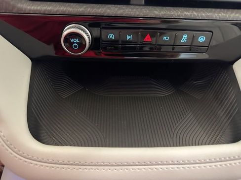 New 2026 Ford Explorer Platinum w/ LUX Leather Package image 39