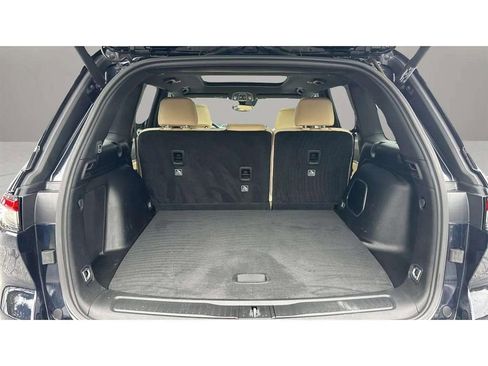 Used 2023 Jeep Grand Cherokee 4WD 4xe image 9