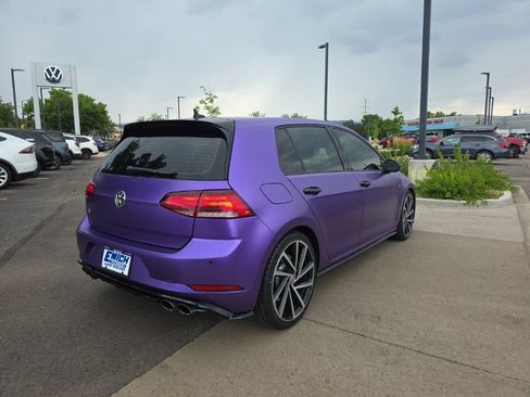 Used 2018 Volkswagen Golf R 4-Door AWD/4WD image 5